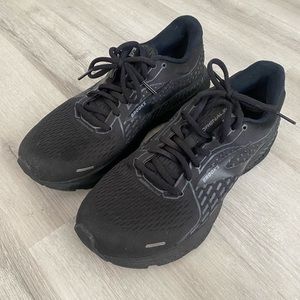 Men’s Brooks shoes